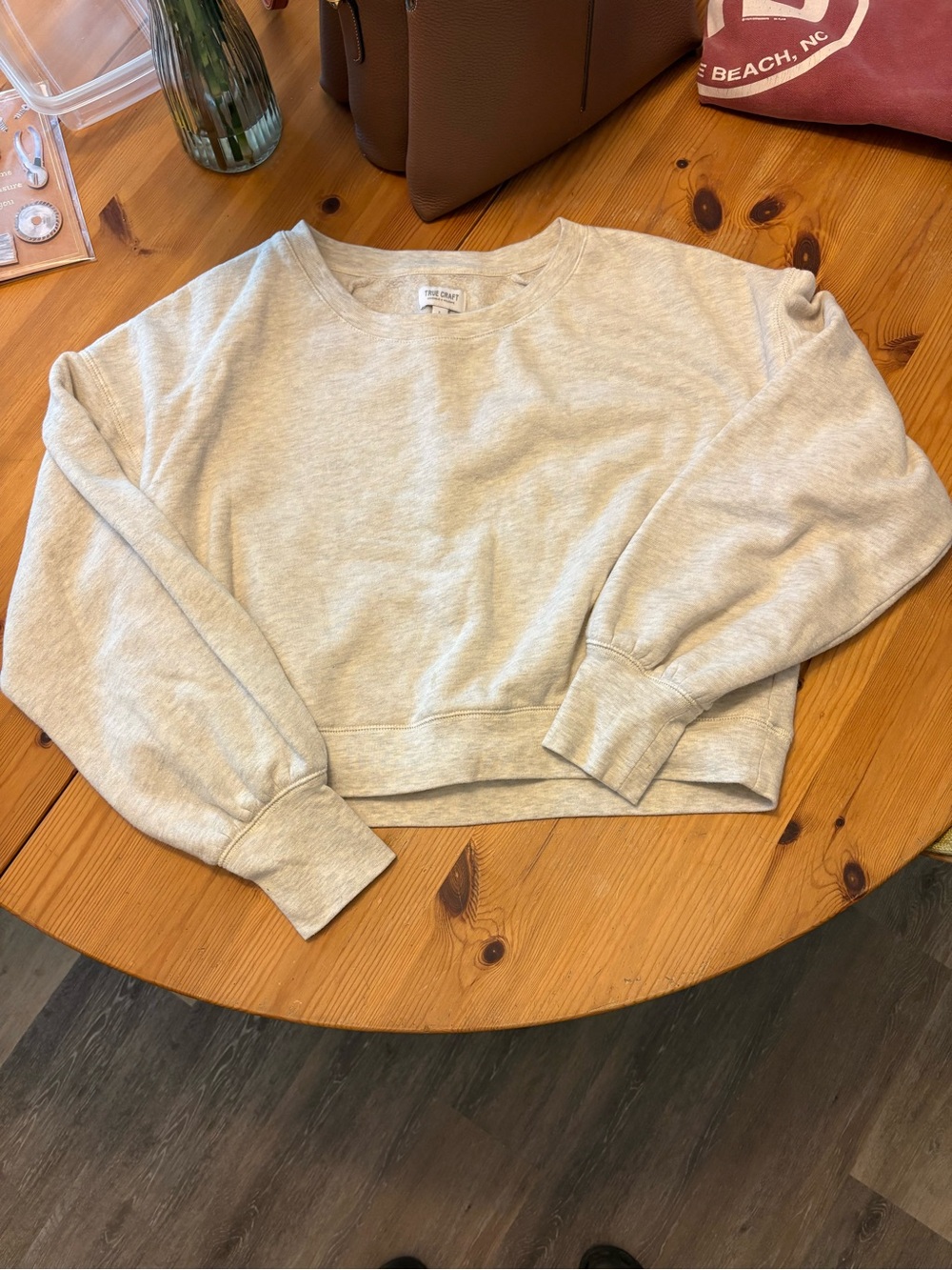 True Craft Light Gray Cropped Sweatshirt